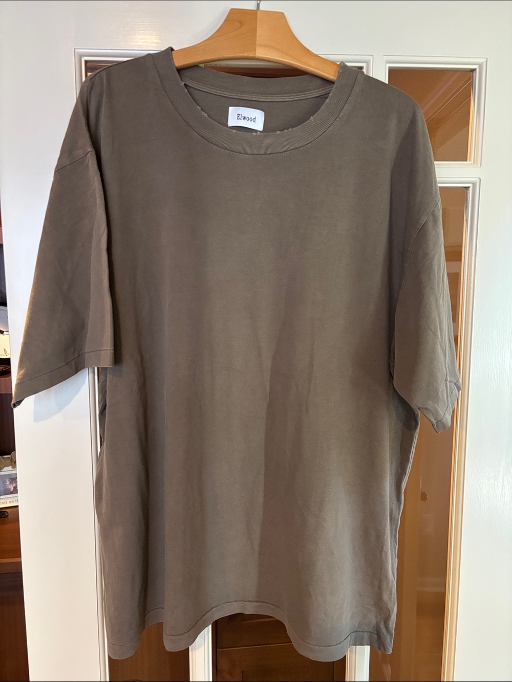 Ellwood Men's Short-Sleeve Crewneck T-Shirt —Mocha